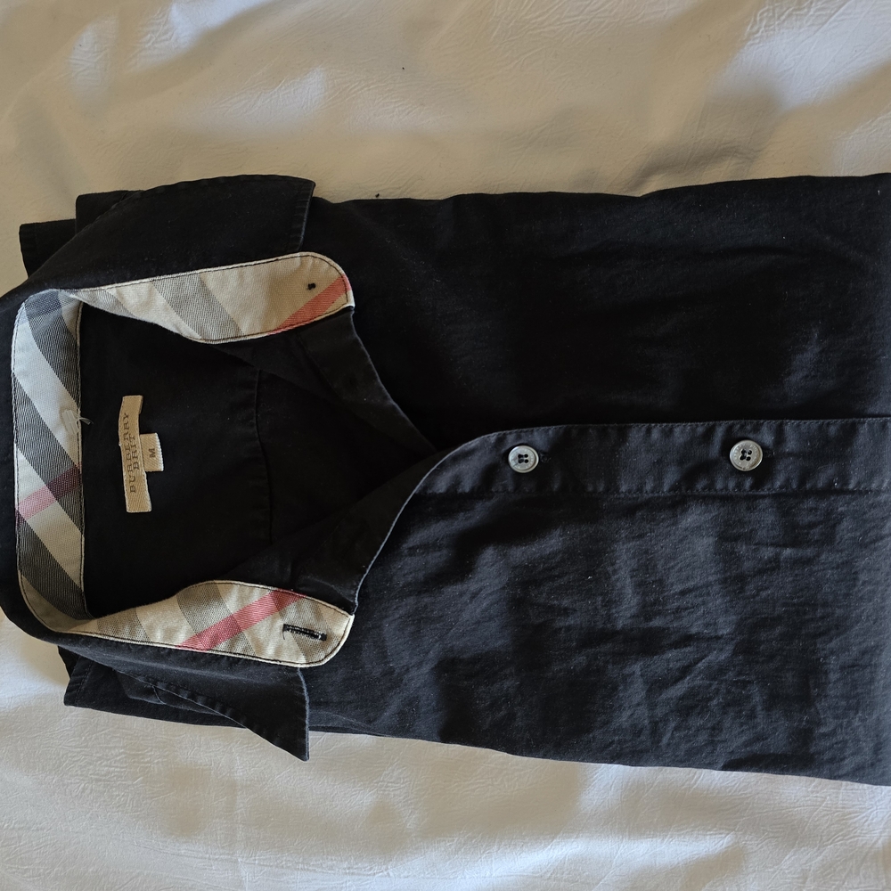 Burberry Black Button-Up Shirt with Plaid Collar Size M